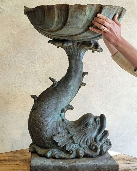 Architectural Ornamentation, Gothic Gargoyles, Carved Wood Wall Art, Fountain Design, Gothic Fantasy Art, Sea Crafts, Fish Sculpture, Art And Craft Design, Ceramics Ideas Pottery