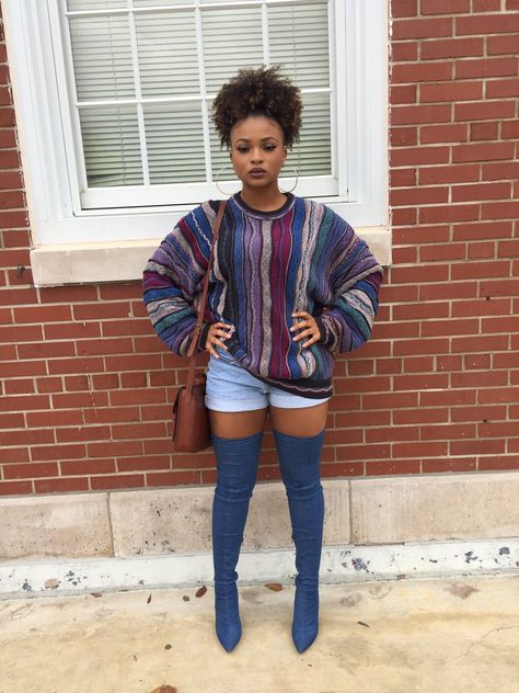 Coogi Sweater Outfit, Baddie Outfits For School, Coogi Sweater, Looks Pinterest, Look Formal, Pelo Afro, Sweater Outfit, Timberlands, Fall Fashion Outfits