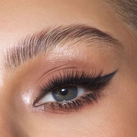 Instagram Brows, Feather Brows, Date Night Makeup, Makeup News, Iconic London, Brow Lamination, Brow Makeup, Maquillaje Natural, Natural Makeup Looks