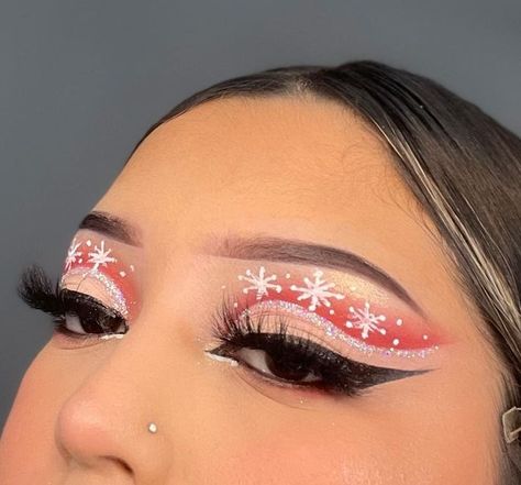 A bold makeup look starts with bold eyeliner 😍❄️ @glamm_w_mee is wearing our Liquid Eyeliner in 'Black' 🖤 Available at select @familydollar stores! Christmas Light Eyeliner, Christmas Graphic Eyeliner, Christmas Eyeliner Looks, Christmas Eyeliner, Christmas Content, Festive Makeup, Xmas Makeup, Pastel Eyeshadow, Bold Eyeliner