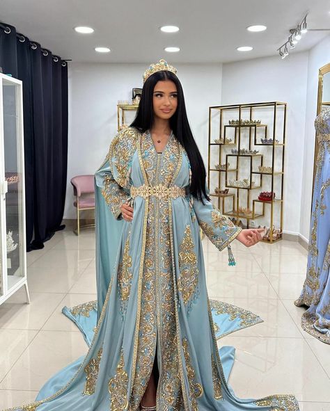 Wedding Kaftan Dress, Moroccan Kaftan Dress Wedding, Moroccan Wedding Dress Kaftan, Flamenco Wedding Dress, Moroccan Kaftan Aesthetic, Moroccan Wedding Dress, Moroccan Dress Kaftan Blue, Tunisian Clothes, Moroccan Amazigh Dress