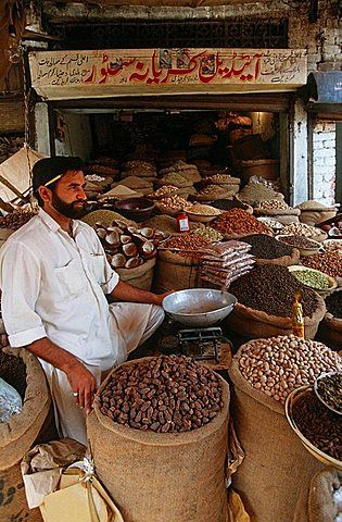 Pakistan, Punjab Region, Lahore, bazaars Pakistan Punjab, Pakistani People, People Of Pakistan, Pakistan Culture, Pakistani Culture, Pakistan Travel, Karachi Pakistan, Pakistani Food, Outdoor Market