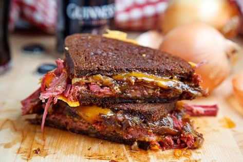 Corned Beef Grilled Cheese Sandwich with Guinness Caramelized Onions Beef Grilled Cheese, Caramelized Onions Recipe, Wraps Recipes, Best Sandwich Recipes, Sandwiches Wraps, Pizza Sandwich, Grilled Sandwich, Burgers Sandwiches, Best Sandwich