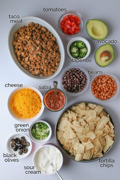 Nacho Cheese Bar Ideas, Nachos For A Party, Make Your Own Nacho Bar, Superbowl Nachos Bar, Make Your Own Nachos Bar, Build Your Own Nachos Bar, Mexican Nacho Bar, Nacho Recipe Easy, Football Nacho Bar