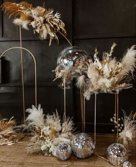 Pampas Disco Wedding, Pampas And Disco Ball Wedding, Disco Balls Wedding Decor, Boho Disco Decor, Wedding Disco Ball Decor, Boho Disco Party, Disco Ball Theme Party, Boho Disco Ball, Disco Wedding Theme