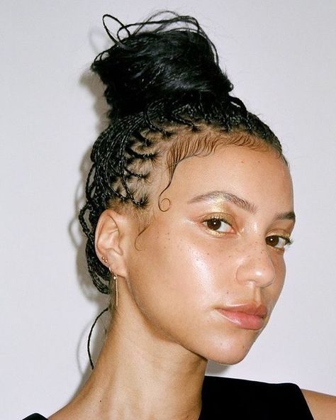 A L L • H A I R on Instagram: “The world is yours ✨ . . . . . . . . #soleildoeshair #zoekravitzbraids #zoekravitz #zoekravitzhair #micros #micromini #smallbraids…” Zoe Kravitz Braids, Bohemian Box Braids, Micro Braids Styles, Braids With Shaved Sides, Beautiful Black Hair, How To Grow Natural Hair, Natural Afro Hairstyles, Braided Cornrow Hairstyles, Boho Beauty