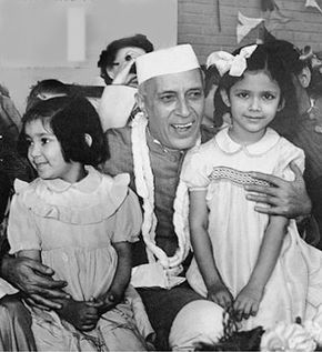 Indian Childrens Tribute to Chacha Nehru http://www.wishesh.com/slideshows/1636-indian-childrens-tribute-to-chacha/16942-indian-childrens-tribute-to-chacha.html Pandit Nehru, Chacha Nehru, Mahatma Gandhi Photos, National Festival, Jawaharlal Nehru, History Of India, Children's Day, Indian History, God Pictures