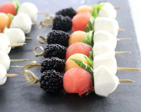 Melon Mozzarella Bites Recipe | SideChef Girls Night Appetizers, Girls Night Snacks, Girls Night In Food, Appetizers Appetizers, Mozzarella Appetizers, Mozzarella Bites, Weekend Snacks, Calories In Vegetables, Light Appetizers