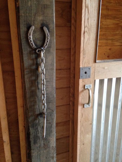 Barn Door Latches, Stall Door, Wooden Barn, Antique Horse, Horseshoe Crafts, Pallet Shelves, Shoe Crafts, Horse Stalls, Barn Ideas