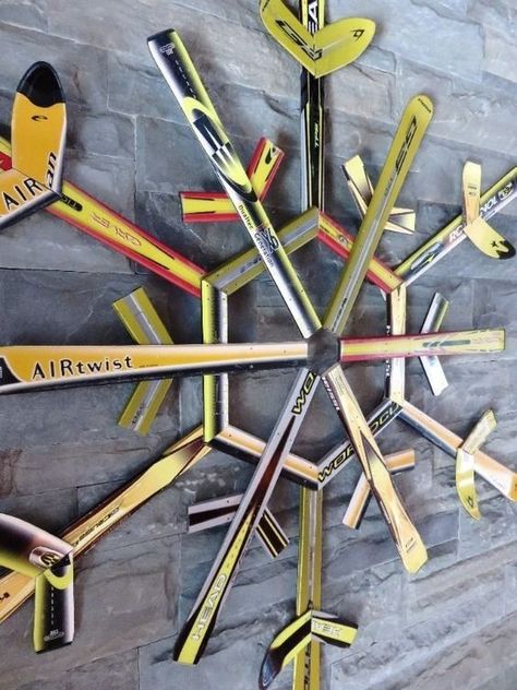 Ski House Decor, Vintage Skis, Old Skis, Whistler Ski, Gear Room, Ski Lodge Decor, Apres Ski Party, Ski Cabin, Ski Art