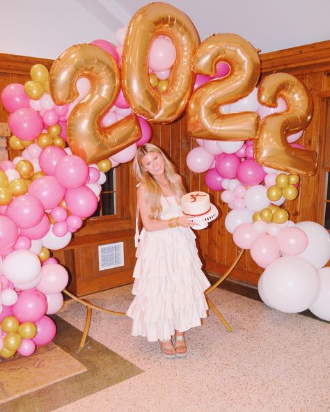 Graduation Era Party, Legally Blonde Themed Graduation Party, Love Shack Fancy Grad Party, Grad Party Inspo Pink, Love Shack Fancy Balloon Garland, Grad Party Theme, College Grad Party, Grad Party Decorations, Birthday Brunch