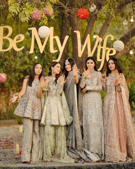 Pakistani Dresses Wedding Sisters, Pakistani Wedding Outfits Sisters Ideas, Dress For Brides Sister, Pakistani Wedding Outfits Sisters, Engagement Dress For Bride Sister, Bride Sister Outfit, Brides Sister Outfit, Dress For Bride Sister, Sister Wedding Dress