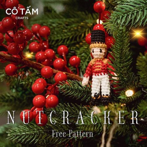 Crochet Nutcracker, Crochet Ballerina, Nutcracker Christmas Tree, Ballerina Ornaments, Easter Crochet Patterns, Snowmen Patterns, Christmas Tree Earrings, Green Christmas Tree, Halloween Crochet