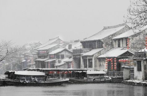 Snow In China, China Snow, Sichuan China, Heian Era, Red Orchids, Snow Village, Beijing China, Snow Scenes, Chengdu