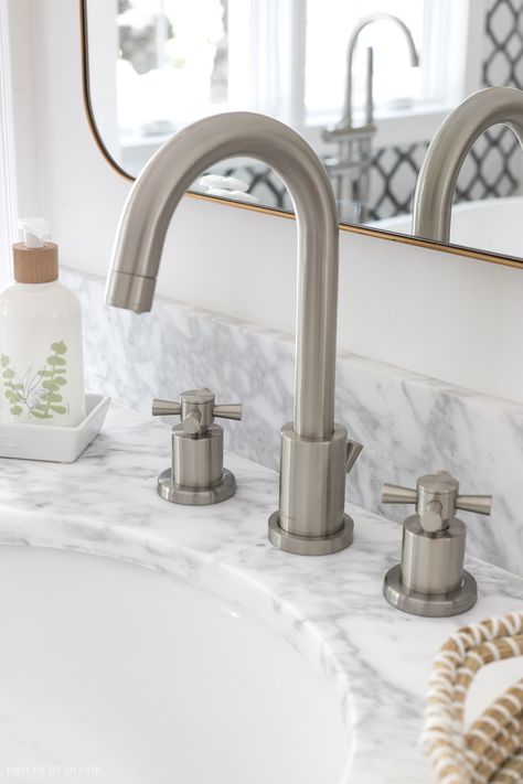 Love how she mixed metals with brushed nickel faucets and gold mirrors and vanity lights Mixed Metal Bathroom, Bathroom Brushed Nickel, Bathroom Faucets Brushed Nickel, Simple Bathroom Decor, Driven By Decor, Brushed Nickel Faucet, Mixing Metals, Brushed Nickel Bathroom, Metal Bathroom