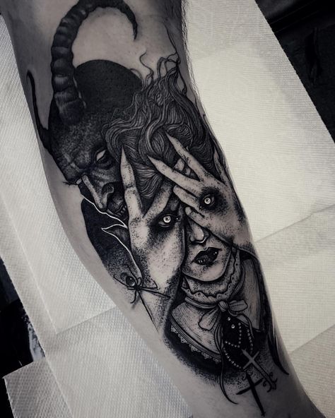 5,320 Likes, 60 Comments - Matthew Murray (@mattwmurray) on Instagram: “curses said the devil he is the only feind of mine” Grim Tattoo, Satanic Tattoos, Old School Design, Devil Tattoo, Tattoo Old School, Demon Tattoo, Scary Tattoos, Horror Tattoo, Dark Art Tattoo