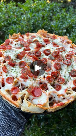 Low Carb Pizza Sauce, Pull Apart Pizza, Banana Peppers, Low Carb Pizza, Stuffed Banana Peppers, Springform Pan, High Protein Low Carb, New Cookbooks, Pizza Toppings