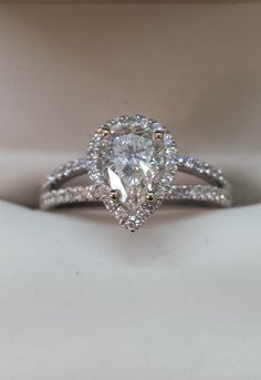 Image result for settings that make pear shaped diamonds look bigger