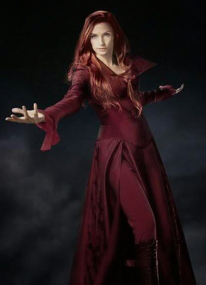 Jean Grey - Famke Janssen Famke Janssen Jean Grey, Jean Grey Xmen, Phoenix Marvel, X Men Costumes, Xmen Movie, Xman Marvel, Famke Janssen, Jean Grey Phoenix, X Men Evolution