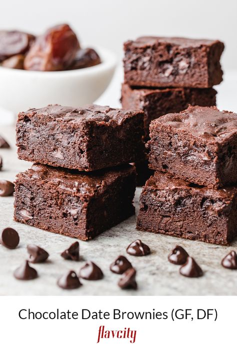 Gluten and dairy free chocolate brownies sweetened with dates. Brownies Sweetened With Dates, Date Sweetened Brownies, Cookies Sweetened With Dates, Flav City Recipes, Baking With Dates, Brownies With Dates, Recipes With Dates, Recipe With Dates, Flav City