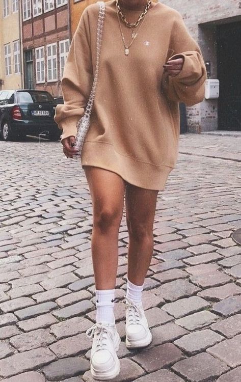 Outfits 20s, Style Année 20, Instagram Baddie, 20s Fashion, Outfits Fall, Neutral Outfit, 가을 패션, Looks Vintage, Street Styles