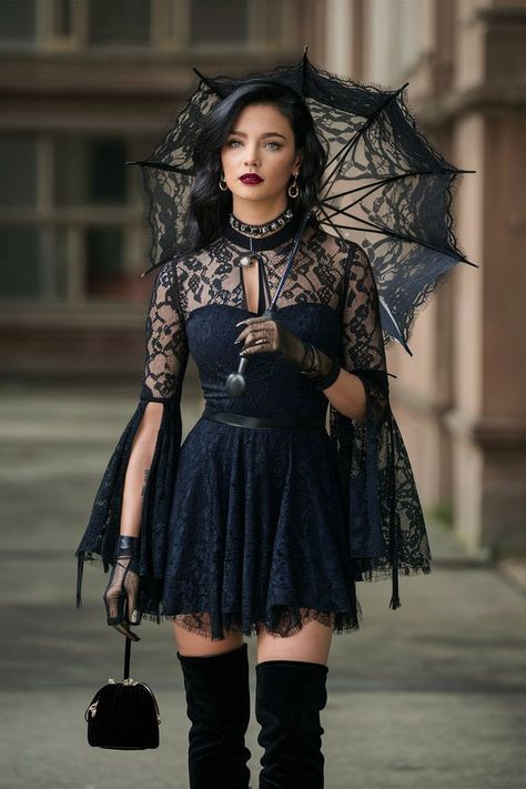 Goth Professional Outfits Plus Size, New Goth Fashion, Victorian Witch Outfit, Winter Witchy Outfits, Bohemian Goth Outfits, Romantic Gothic Fashion, Dark Empress, Dark Gothic Fashion, Fashion Costume Halloween