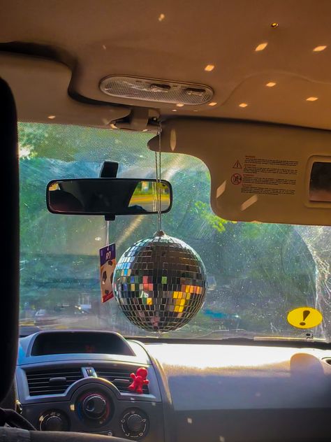 Pretty Car Decorations, Mirrorball Car Decor, Disco Ball In Car, Car Disco Ball, First Car Ideas, Comfy Car, Car Interior Diy, Hippie Car, Inside Car