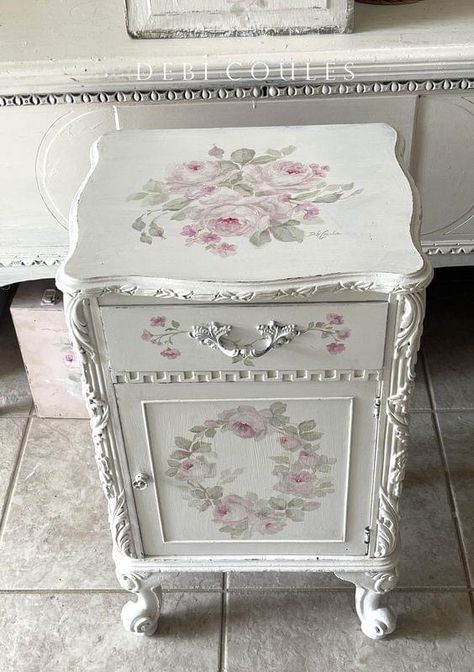 Cabinet Side Table, Debi Coules, Rustic Artwork, Muebles Shabby Chic, Pink And White Roses, Shabby Chic Antiques, Shabby Chic Room, Decoupage Furniture, Painted Roses