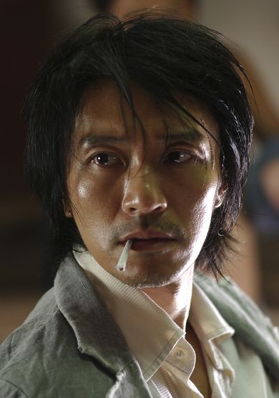 stephen chow 80s Characters, Kung Fu Hustle, Stephen Chow, Tony Jaa, Kung Fu Movies, Funny Video Clips, Handsome Asian Men, 3 Movie, Chinese Movies