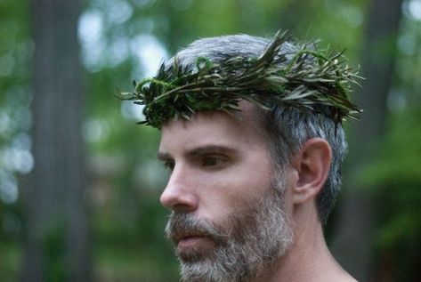 Footloose Prom, Crown For Men, Twig Crown, Enchanted Forest Prom, Antler Crown, Woodland Crown, Midsummer Nights Dream Wedding, Elf Outfit, Elf King