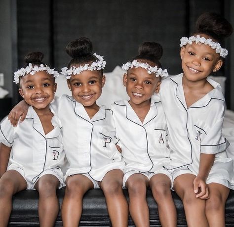 Mini Bride Dress Kids, Mini Bride Dress, Mini Bride, Bride And Bridesmaid Pictures, Black And White Wedding Theme, African Bride, White Wedding Theme, Civil Wedding Dresses, Wedding Dresses Cinderella