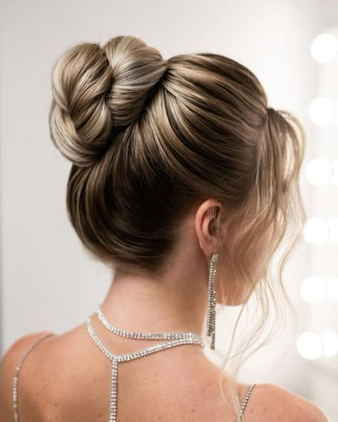 Bridesmaid Updo Hairstyles Medium Shoulder Length, High Updos For Wedding, Updos For Medium Length Hair Prom, Elegant Wedding Updos For Long Hair, High Wedding Updo, Formal High Bun, Formal Hair Bun, High Bun Updo Wedding, High Bridal Updo