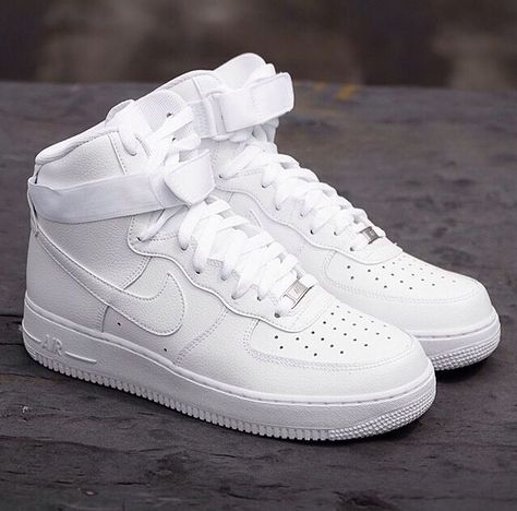 Nike Air Force High, Air Force High, Обувь Air Jordan, Boty Nike, Sneaker Trend, Sneaker Outfits, Skor Sneakers, Married Women, Nike Shoes Air Force