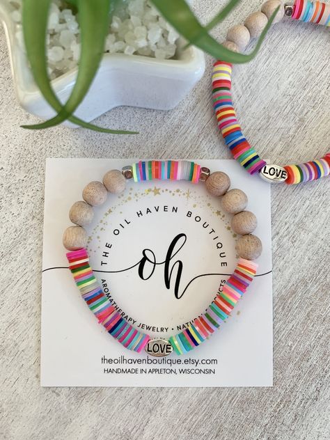 Diy Beaded Bracelets, Polymer Clay Jewelry Tutorials, Aromatherapy Jewelry, Bracelets Handmade Diy, Bracelet Craft Diy, Diffuser Jewelry, Clay Bracelet, Diy Bracelets Easy, Diy Bracelet Designs