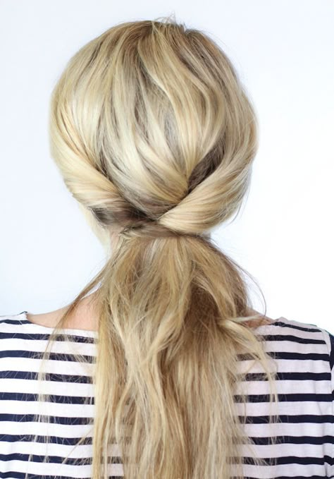 20 5-Minute Hairdos That Will Transform Your Morning Routine via Brit + Co. Flip Ponytail, Knot Hair, Twist Ponytail, Spring Hairstyles, Long Blonde, Quick Hairstyles, Long Blonde Hair, Good Hair, Hair Envy