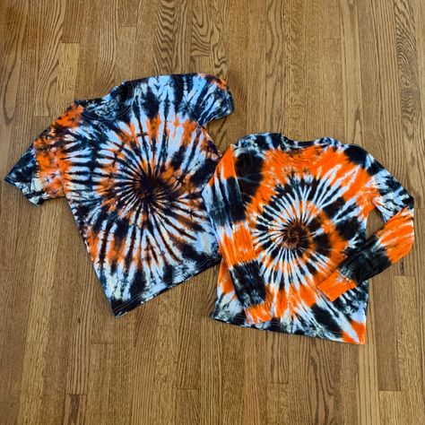 Halloween Swirl Tie Dye T-Shirt // Unisex Kids or Adult T-Shirt // Orange & Black Tie Dye // Short or Long Sleeve // Halloween Tie Dye Tie-Dye makes everyone happy :) Made to Order - There may be slight variations in design. Dyes used will ensure your shirt stays bright & colorful for years to come. This handmade design is perfect for Halloween! Shirts are 100% Soft cotton. Wash & Care: All items are pre-washed so they should not bleed or fade color. I recommend to wash separately fo Tye Dye Halloween Shirts, Fall Tie Dye Shirts, Halloween Tye Dye Shirt, Tie Dye Halloween Shirts, Halloween Tie Dye Shirts, Tye Dye Color Combinations, One Color Tie Dye, Halloween Tshirt Diy, Orange And Black Tie Dye