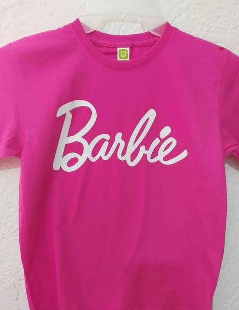 Barbie Shirt Design, Barbie Tshirt Ideas, Barbie Shirt Ideas, Hype Tshirt, Barbie Party Supplies, Summer Fashion Dresses Casual, Barbie Shirt, Pink Fanta, Tee Shirt Outfit