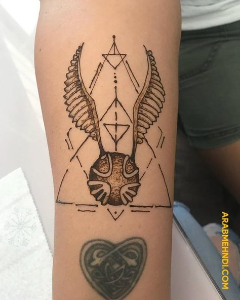 50 Harry Potter Mehndi Design (Henna Design) - August 2019 Anime Mehendi Design, Harry Potter Mehendi Designs, Harry Potter Henna, Bride Mehendi, Arab Mehndi, Henna Style Tattoos, Henna Ideas, Simple Henna Tattoo, Design Henna