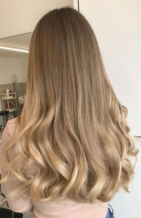 Blonde Looks For Brunettes, Ombre For Blonde Hair, Blonde Hair For Fair Neutral Skin, Soft Blonde Balayage On Dark Hair, Baby Lights Rubio, Warmer Blonde Hair, Baby Light Balayage, Colourful Hair Ideas For Blondes, Brown Roots With Blonde Hair