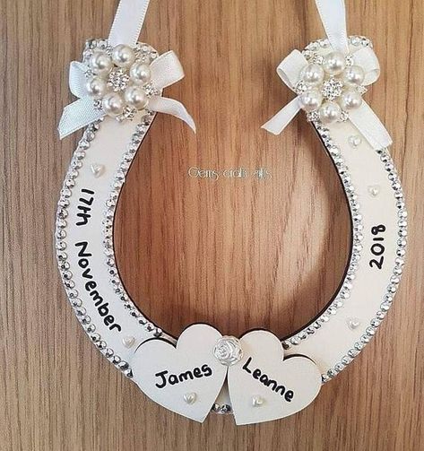 Check out this item in my Etsy shop https://www.etsy.com/uk/listing/722782358/wedding-horseshoe-wedding-gifts-bride Bridal Horseshoe, Horseshoe Wedding, Wedding Horse, Embroidery Hoop Decor, Horseshoe Gifts, Horseshoe Crafts Projects, Good Luck Horseshoe, Wedding Horseshoes, Horseshoe Projects