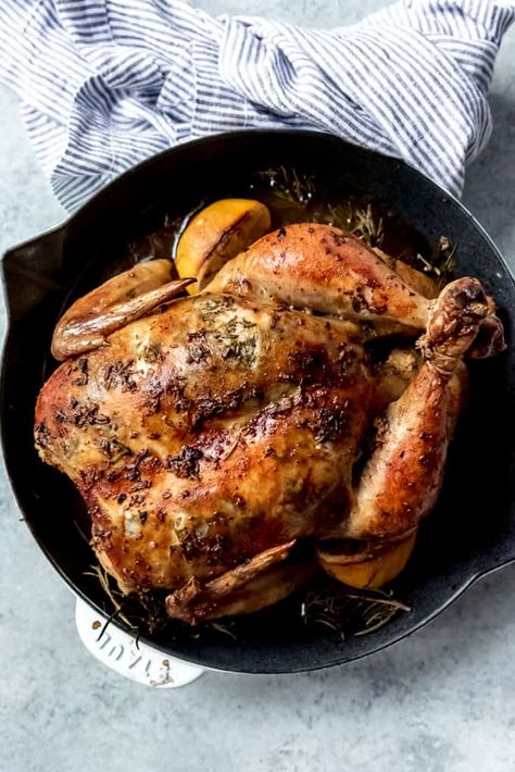 Slow Roast Chicken, Slow Roasted Chicken, Baked Whole Chicken Recipes, Best Roast Chicken Recipe, Whole Roast Chicken Recipe, Roasted Whole Chicken, Whole Roast Chicken, Whole Baked Chicken, Whole Chicken Recipe