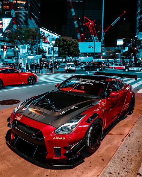 @cars_hub_jdm_ • R35😍❤️ • Threads Red Gtr R35, Nissan Gtr R35 Skyline, Gtr 35 Wallpaper, R35 Gtr Wallpaper, R35 Skyline Gtr, Gtr R35 Wallpapers, Nissan Gtr 35, Nissan Skyline R35, Skyline Gtr R35