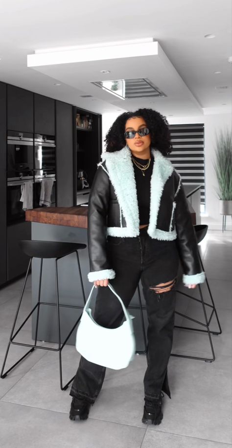 Winter Birthday Outfit Plus Size, Winter Outfits For Black Women, Birthday Outfit Plus Size, Chic Baddie, Winter Birthday Outfit, 23 Birthday, Cold Weather Outfits Winter, Girls Winter Outfits, Plus Size Winter Outfits