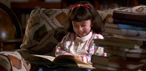 Matilda Wormwood Aesthetic, Matilda Movie Aesthetic, Matilda Core, Matilda Aesthetic, Matilda 1996, Matilda Jr, Mama Aesthetic, Matilda Movie, Matilda Wormwood