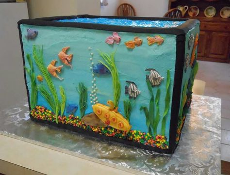 Cathy MacConnel's aquarium cake Birthday Cake Ideas For Men, Aquarium Cake, Aquarium Party, Cake Ideas For Men, Corporate Gala, Tank Cake, Mardi Gras Cake, Fish Tank Themes, Ocean Birthday Party