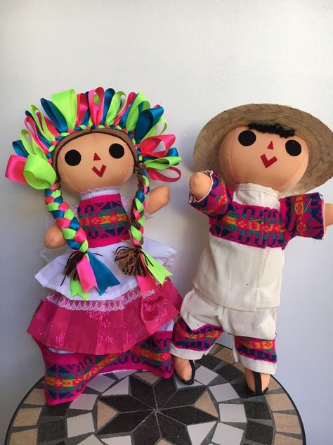 Mexican Dolls, Doll Couple, Mexican Doll, Mexican Crafts, Wedding Vision, Hand Embroidery Art, Baby Shower Gender Reveal, Boy Doll, Rag Doll