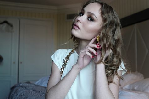 Lily Depp, Lily Rose Depp Style, Doll Eye Makeup, Makeup Hacks Beauty Secrets, Love Lily, Vanessa Paradis, Lily Rose Depp, Lily Rose, French Girl