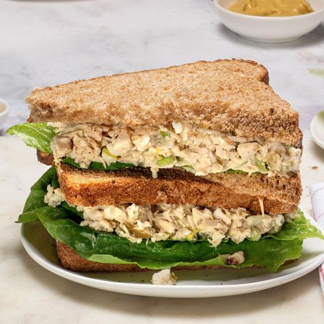 Copycat Chick-fil-A Chicken Salad Chick Fil A Chicken Salad, Chick Fil A Chicken Salad Recipe, Wendys Spicy Chicken, Chicken Salad With Pineapple, Best Chicken Salad, Best Chicken Salad Recipe, Homemade Chicken Salads, Baked Chicken Recipes Healthy, Southwest Chicken Salad