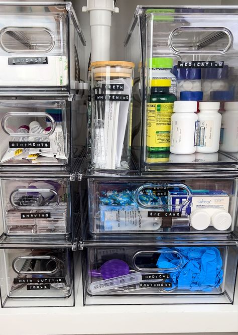 Medication Organization Storage, Organization Ideas Bathroom, Bathroom Organization Ideas, Bathroom Closet Organization, Medicine Cabinet Organization, Medication Organization, Small Bathroom Organization, House Organisation, Medicine Organization