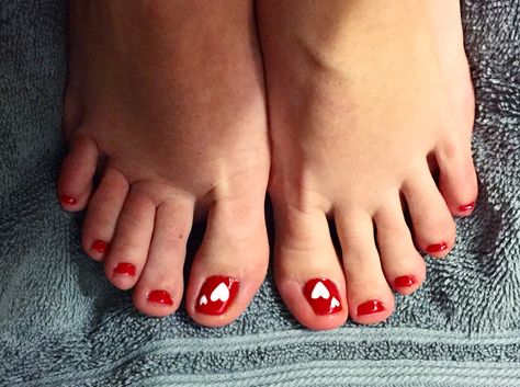 Valentine Pedicure Designs, Valentine Pedicure, Valentines Pedicure, Uñas Ideas, Pedi Ideas, 2024 Nails, February Nails, Pedicure Designs, Pedicures